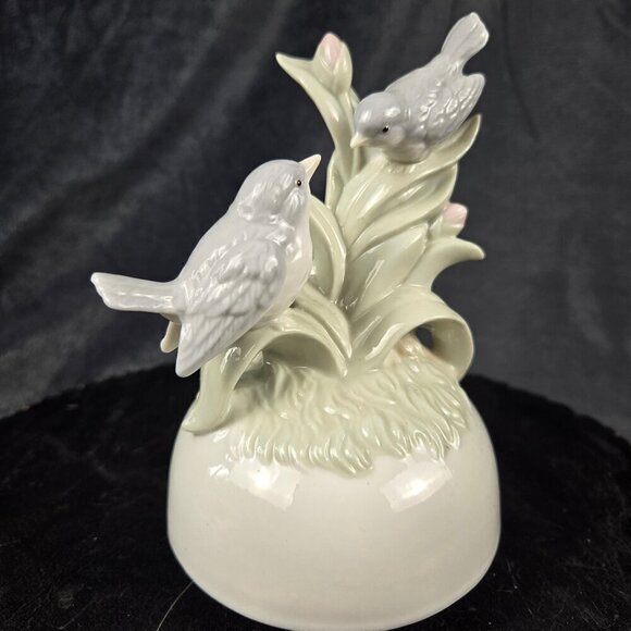 Porcelain Music Box Two Birds Perched on Greenery Green Blue Cream Vintage - Picture 10 of 15